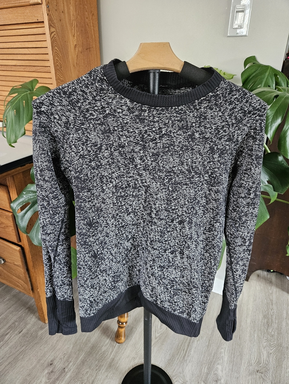 Lululemon Restless Crewneck Long Sleeve